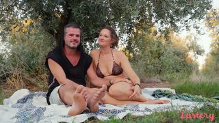 Annika pregnant leopard bikini outdoors porn tube video
