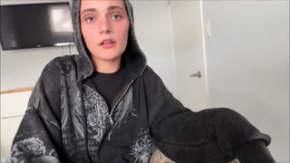 Best Friend black hoodie gaze hot sex scene