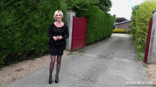 Clarisse en robe noire porn video