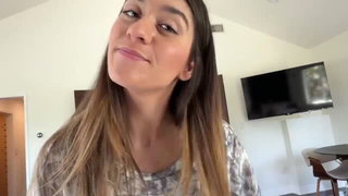 Aubry Babcock close-up brunette sex video